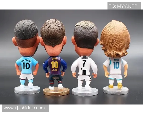 足球明星公仔挂件图片欣赏与收藏指南让你爱上足球的魅力与时尚 足球明星公仔挂件图片欣赏与收藏指南让你爱上足球的魅力与时尚